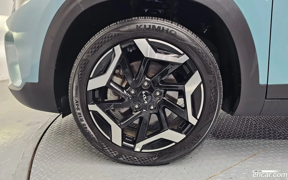 Kia Seltos 1.6 2WD 2023 — thumbnail 2
