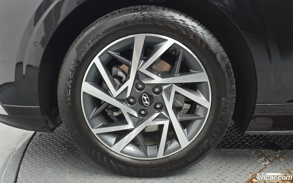 Hyundai Grandeur 2.5 2WD 2023 — thumbnail 5