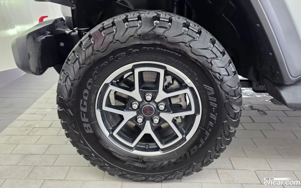 Jeep Wrangler 2.0 2 2025 — thumbnail 5