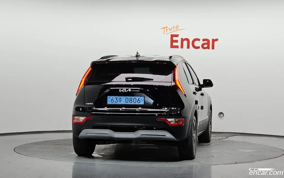 Kia Niro EV 2023 — thumbnail 4