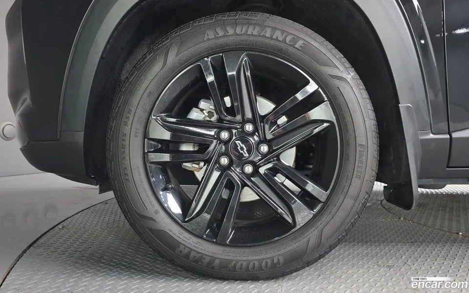 Chevrolet Trax Crossover 1.2 ACTIV 2023 — thumbnail 2