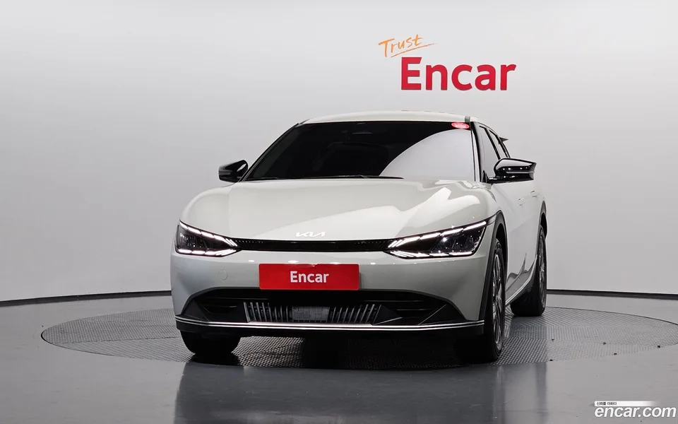 Kia EV6 2023 — thumbnail 3