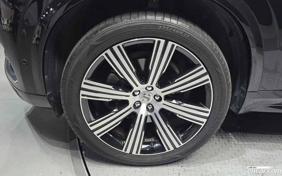 Volvo XC90 B6 2022 — thumbnail 5