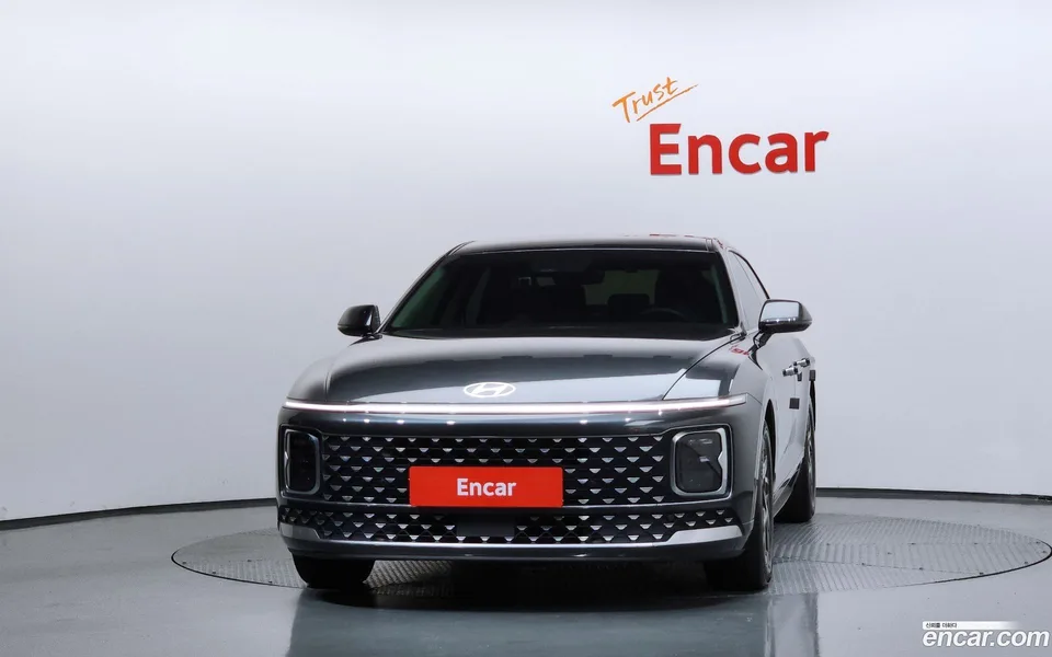 Hyundai Grandeur Hybrid 2023 — thumbnail 3