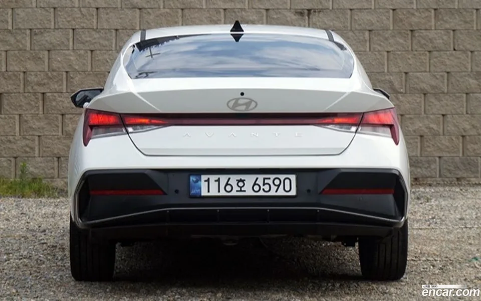 Hyundai Avante CN7 1.6 2025 — thumbnail 3
