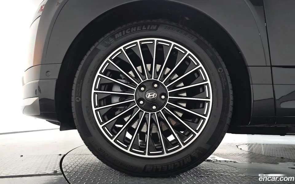 Hyundai Ioniq 9 AWD 2025 — thumbnail 5