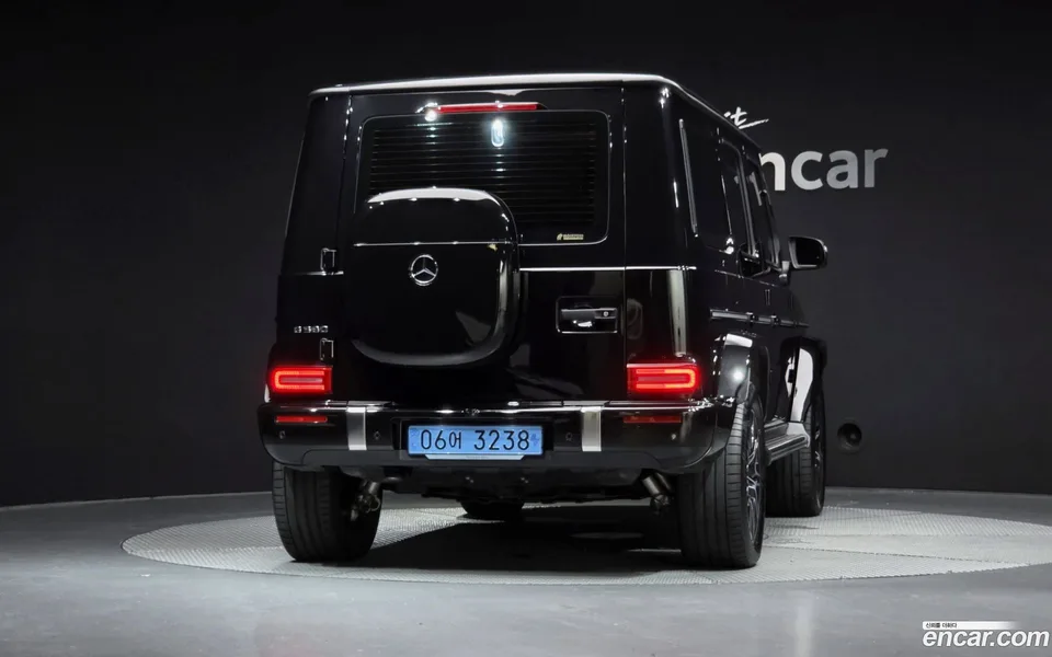 Mercedes-Benz G-Class G580 EQ 2025 — thumbnail 4