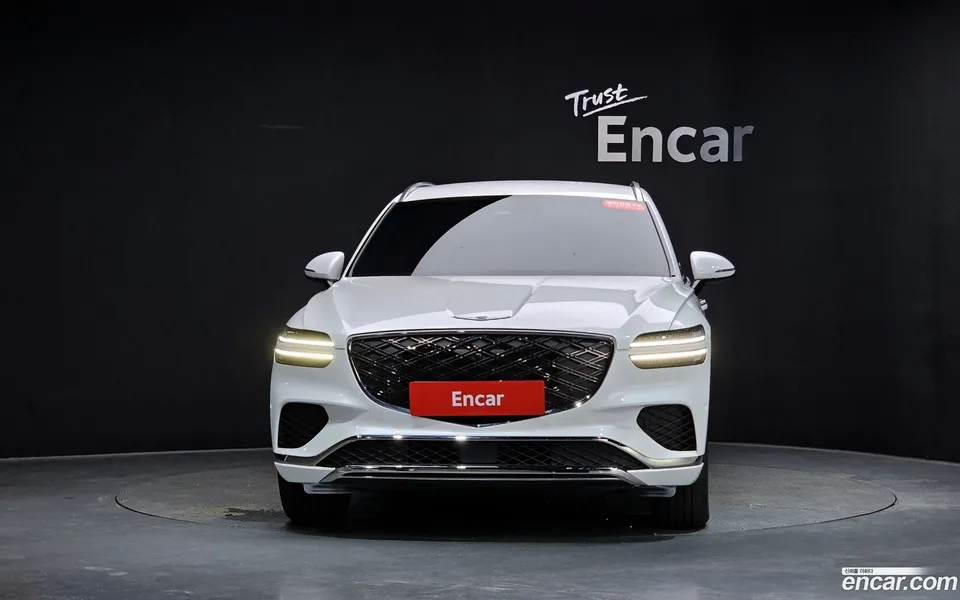 Genesis GV70 2.5T 2WD 2024 — thumbnail 3