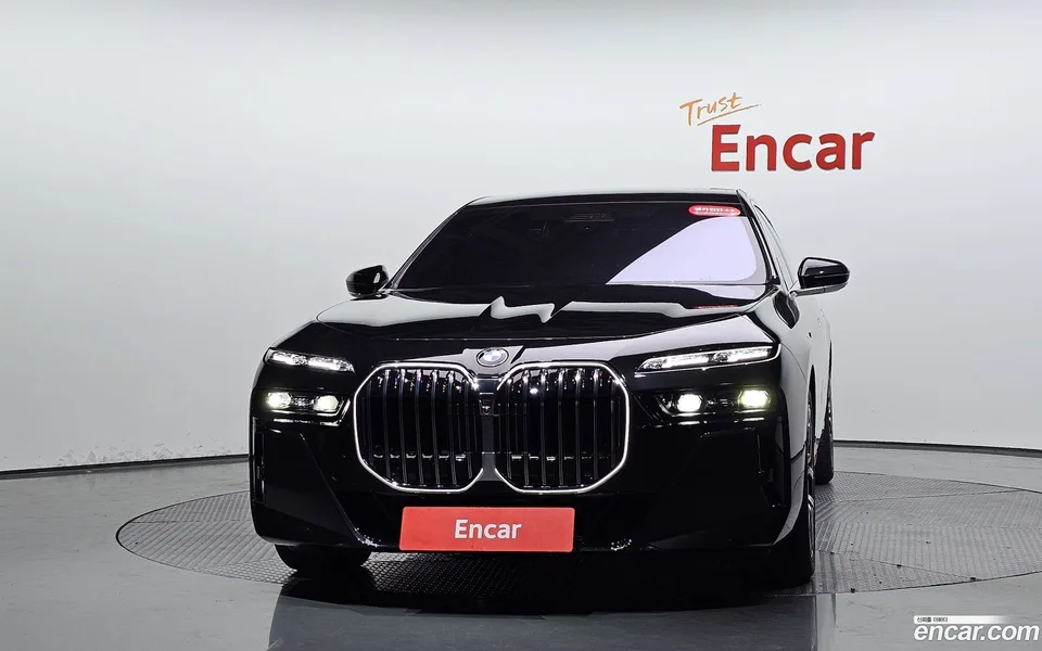 BMW 7 Series 740d xDrive M 2025 — thumbnail 3
