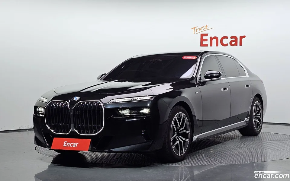 BMW 7 Series 740d xDrive M 2025 — photo 1, buy with delivery to Moscow
