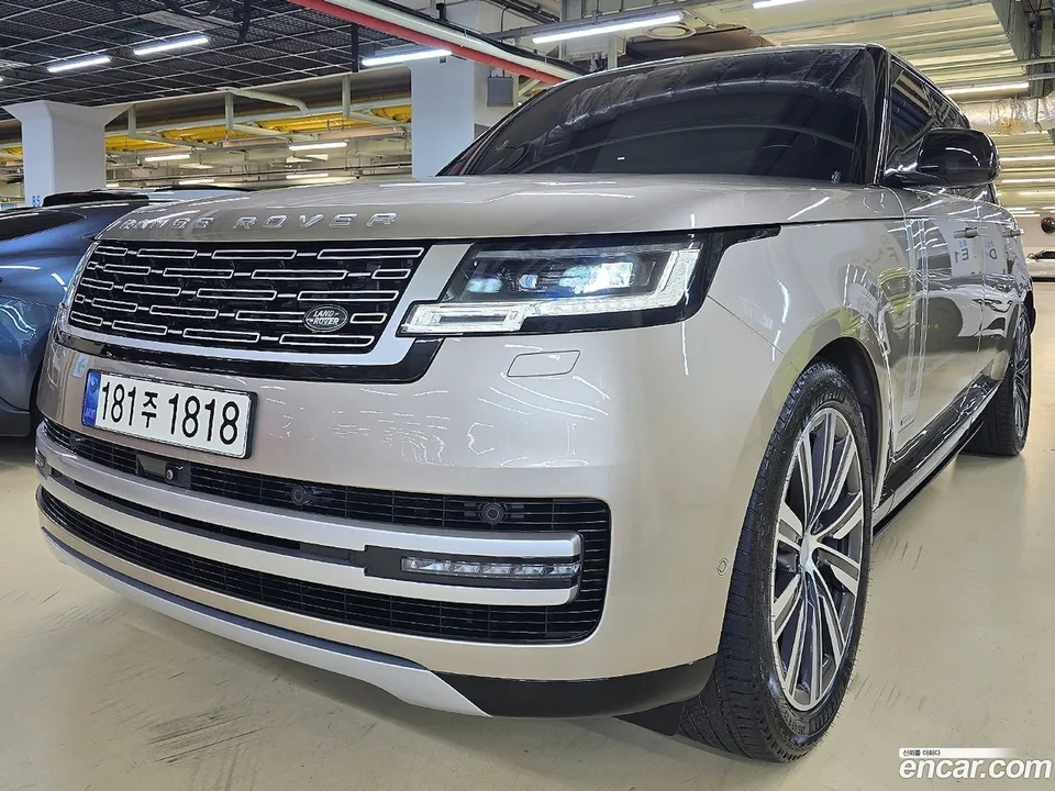 Land Rover Range Rover P530 AB LWB 2024 — фото 1, купить с доставкой в Москву
