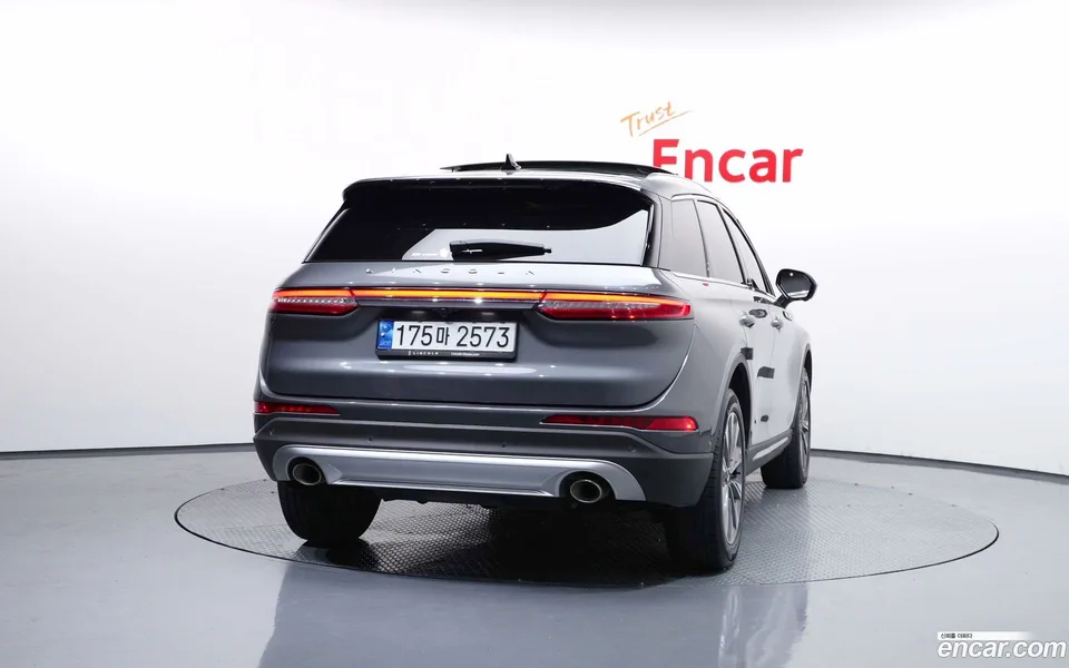 Lincoln Corsair 2.0 AWD 2022 — thumbnail 4