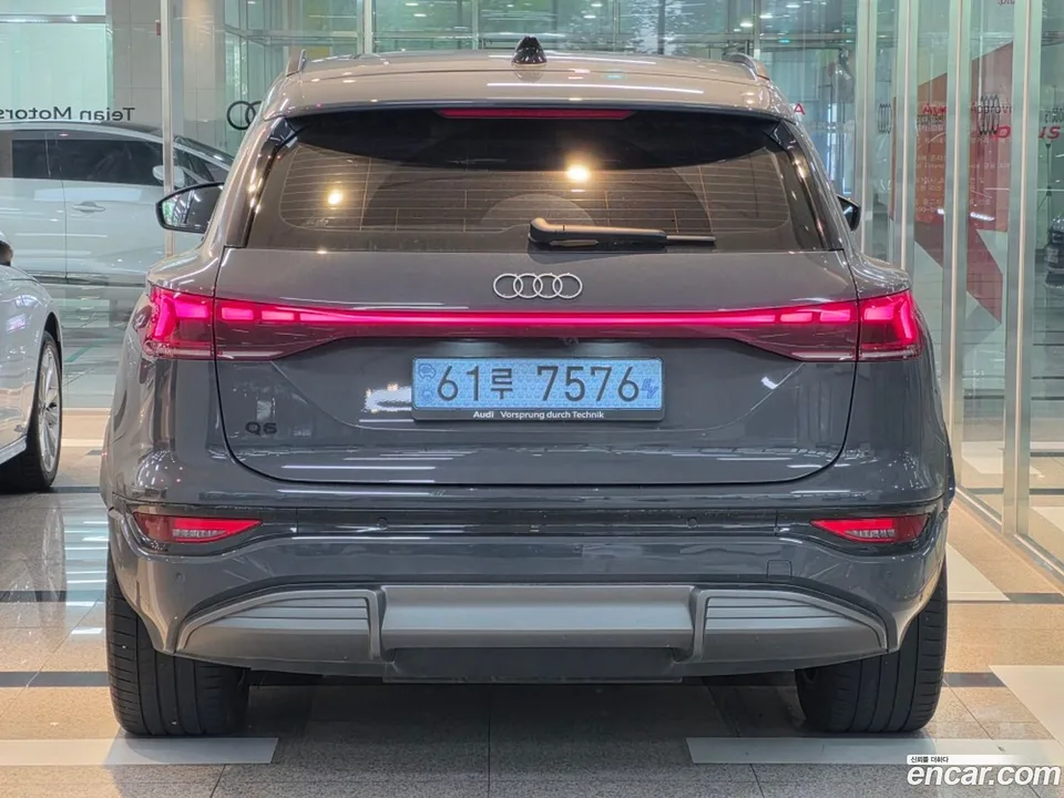 Audi Q6 e- 2025 — thumbnail 4