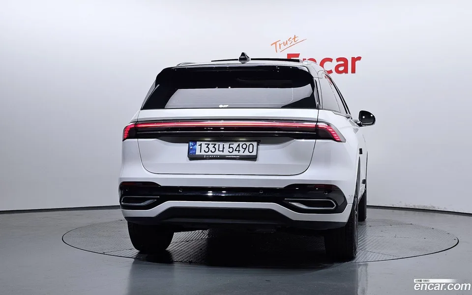 Lincoln Nautilus 2.0 AWD 2023 — thumbnail 4