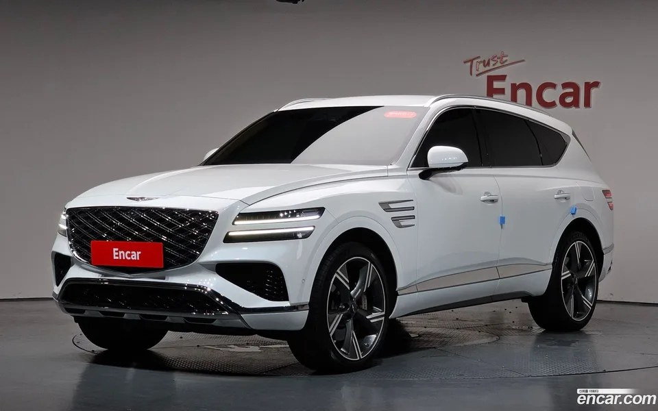 Genesis GV80 2.5T AWD 2024 — photo 1, buy with delivery to Moscow