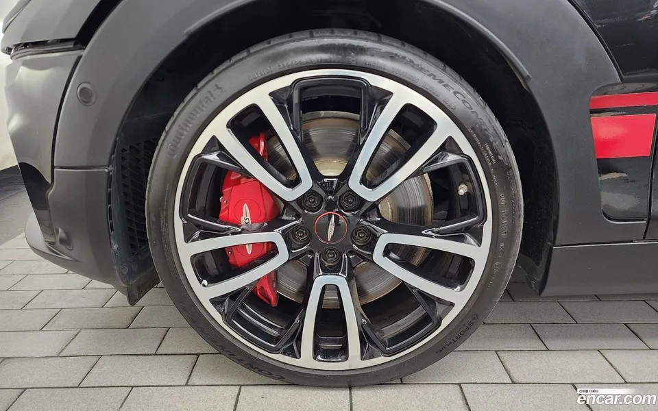 MINI Cooper S Clubman JCW 2023 — thumbnail 2