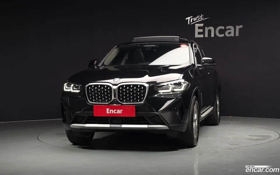 BMW X4 xDrive20i xLine 2024 — thumbnail 3