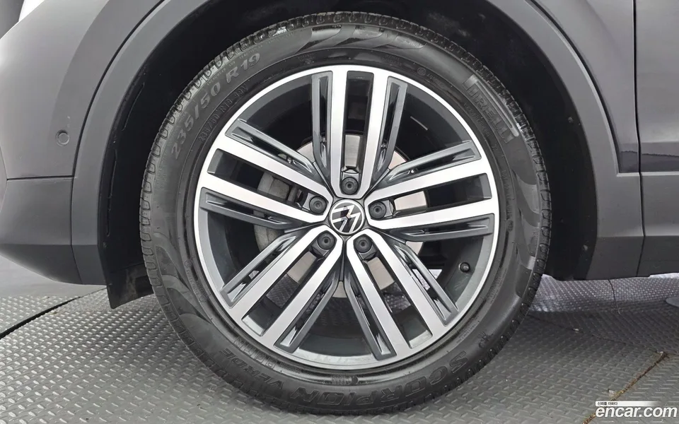 Volkswagen Tiguan 2.0 TDI 2023 — thumbnail 5