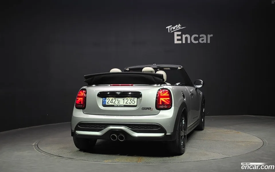 MINI Cooper S Convertible 2023 — миниатюра 4