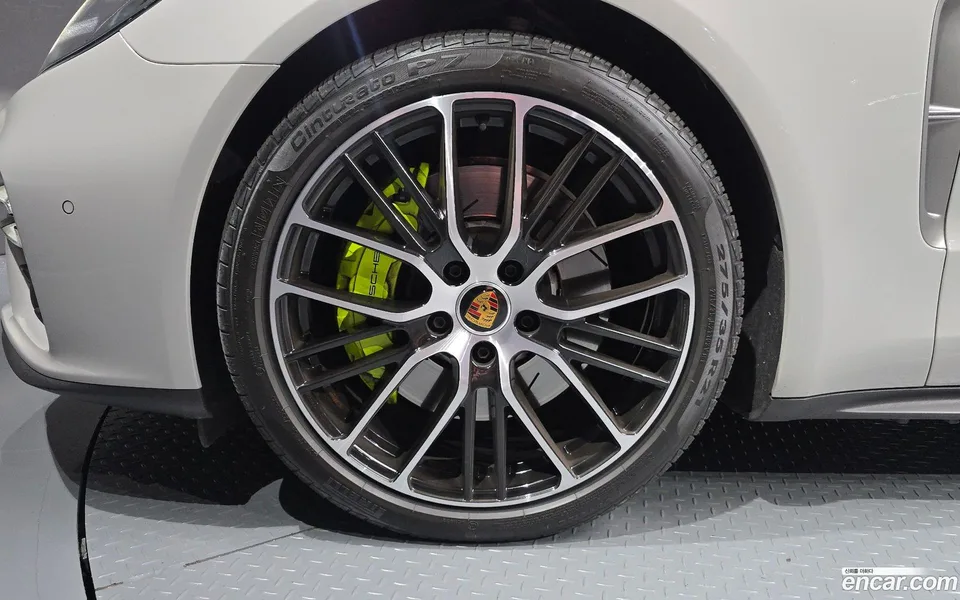 Porsche Panamera (971) 2.9 AWD E- 2023 — thumbnail 2
