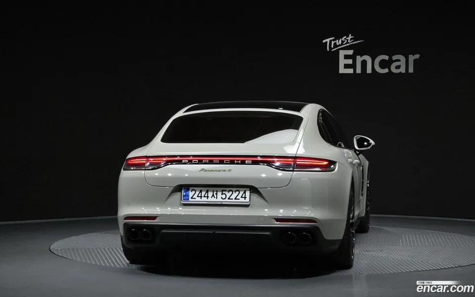 Porsche Panamera (971) 2.9 AWD E- 2023 — thumbnail 4