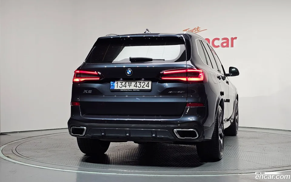 BMW X5 xDrive 40i M 2022 — thumbnail 4