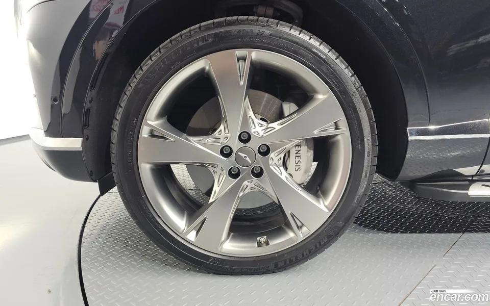 Genesis GV80 2.5T AWD 2023 — thumbnail 2