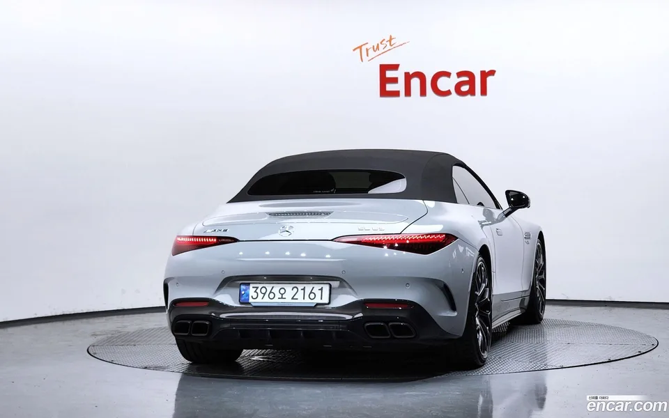 Mercedes-Benz SL-Class AMG SL63 4MATIC+ 2023 — thumbnail 4