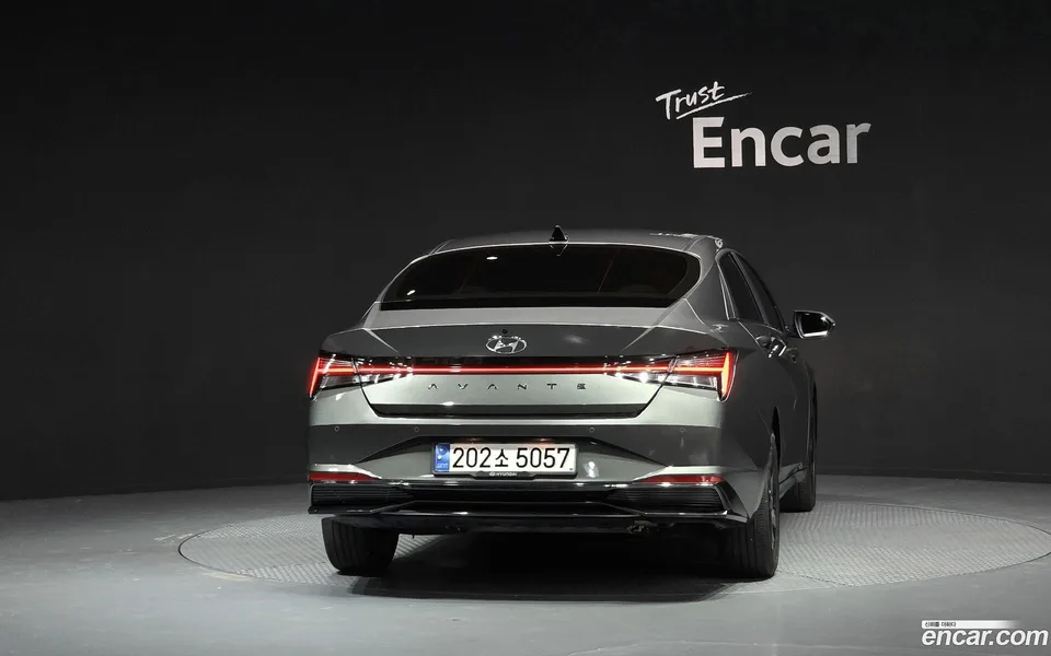 Hyundai Avante Hybrid 2022 — thumbnail 4