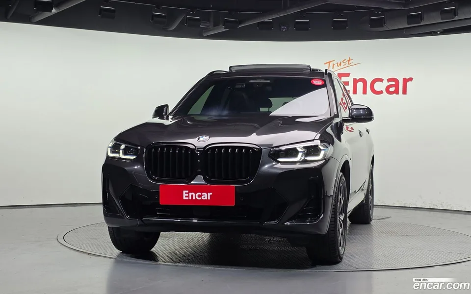 BMW X3 xDrive 20i M 2023 — thumbnail 3