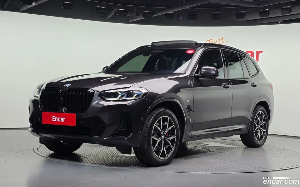 BMW X3 xDrive 20i M 2023 — photo 1, buy with delivery to Moscow