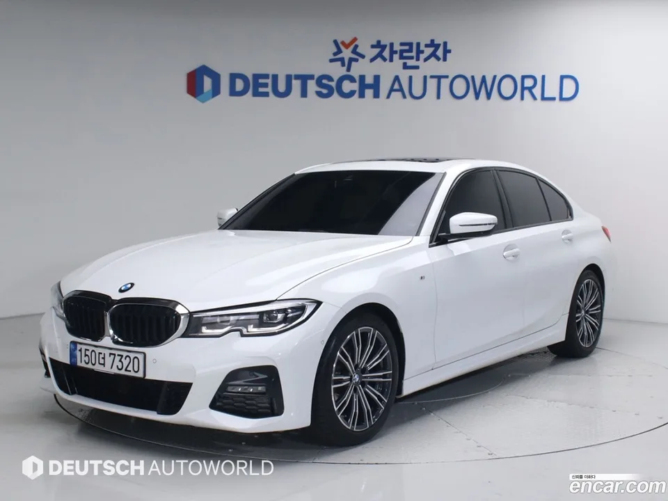 BMW 3 Series 320i M 2022 — photo 1, buy with delivery to Moscow