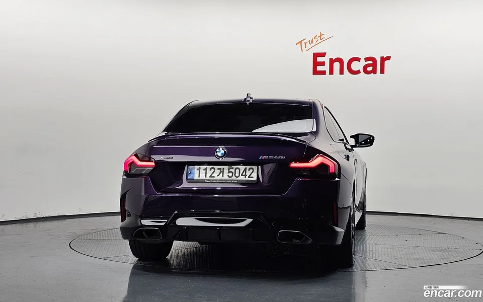 BMW 2 Series M240i xDrive 2022 — thumbnail 4