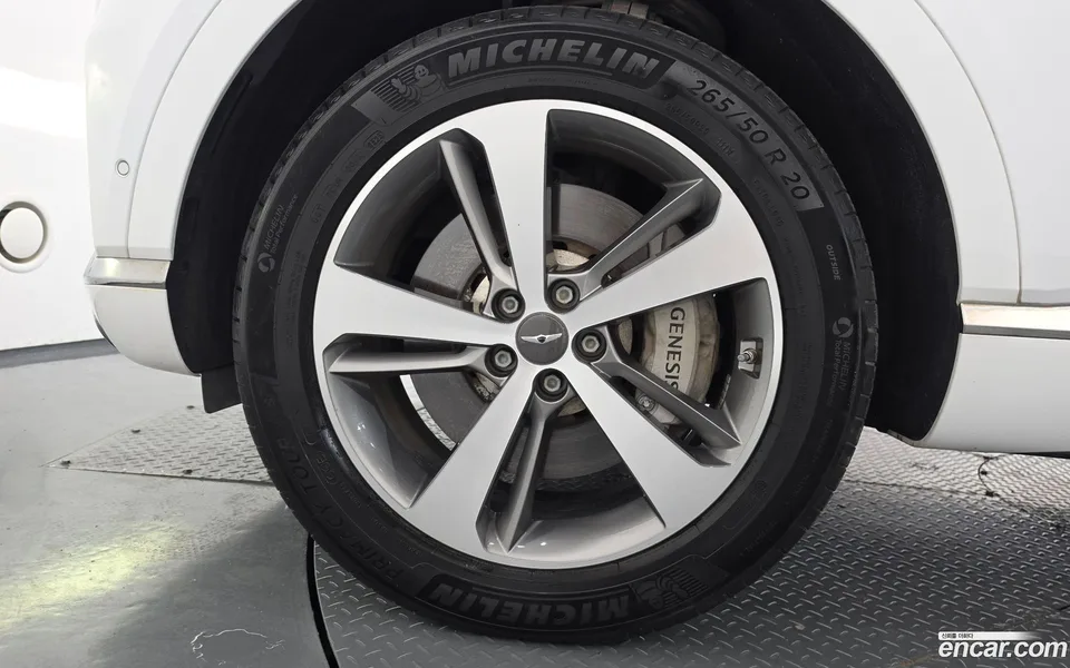 Genesis GV80 2.5T AWD 2023 — thumbnail 2