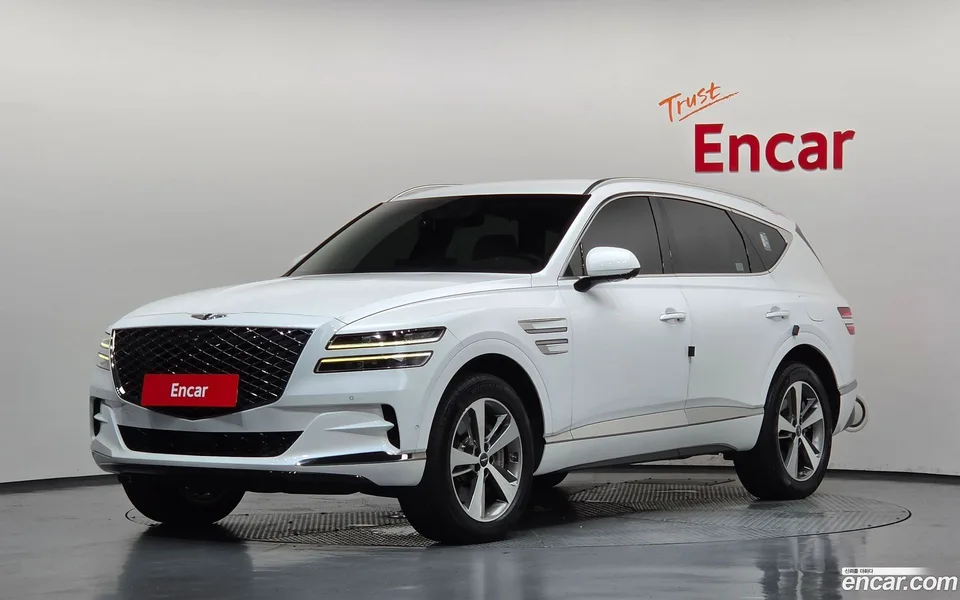 Genesis GV80 2.5T AWD 2023 — photo 1, buy with delivery to Moscow