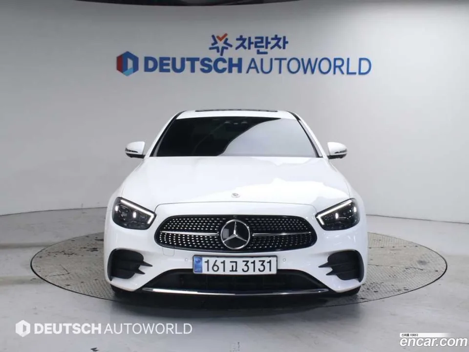 Mercedes-Benz E-Class E220d 4MATIC AMG Line 2023 — thumbnail 3