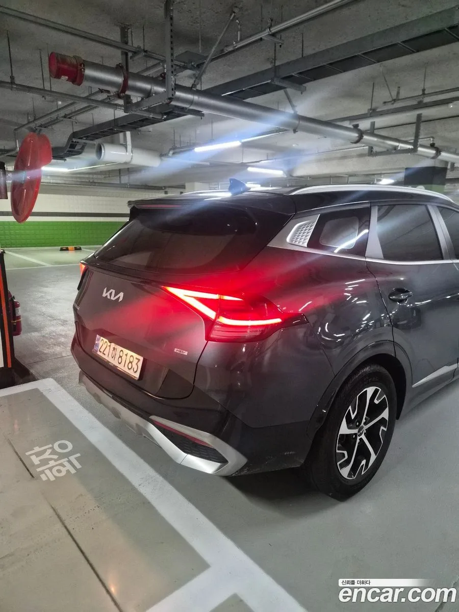 Kia Sportage Hybrid 2WD 2024 — thumbnail 2