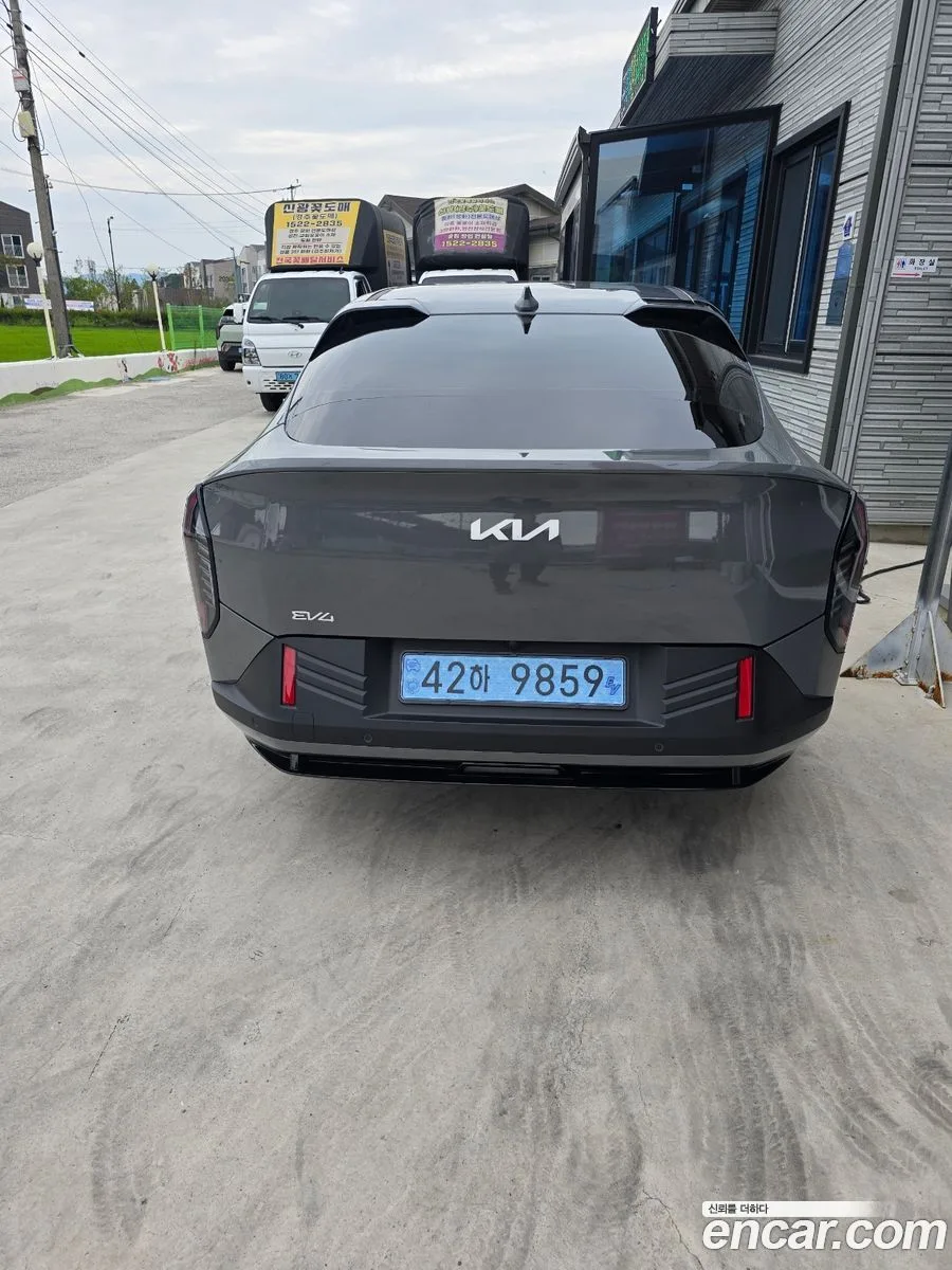 Kia EV4 2WD 2026 — thumbnail 4
