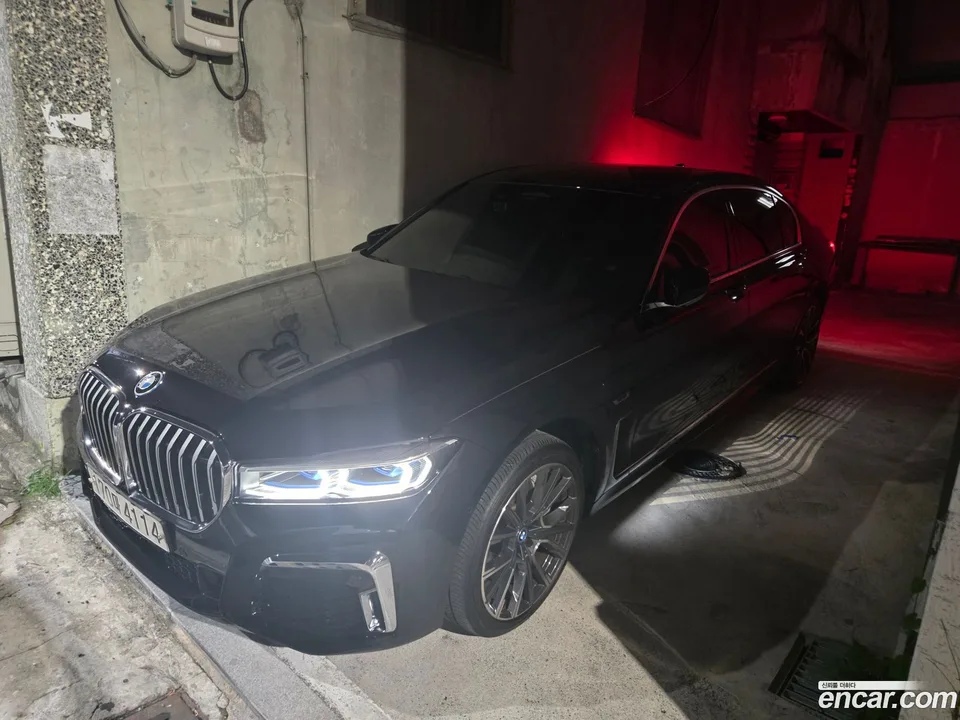 BMW 7 Series 745Le i M 2022 — thumbnail 5