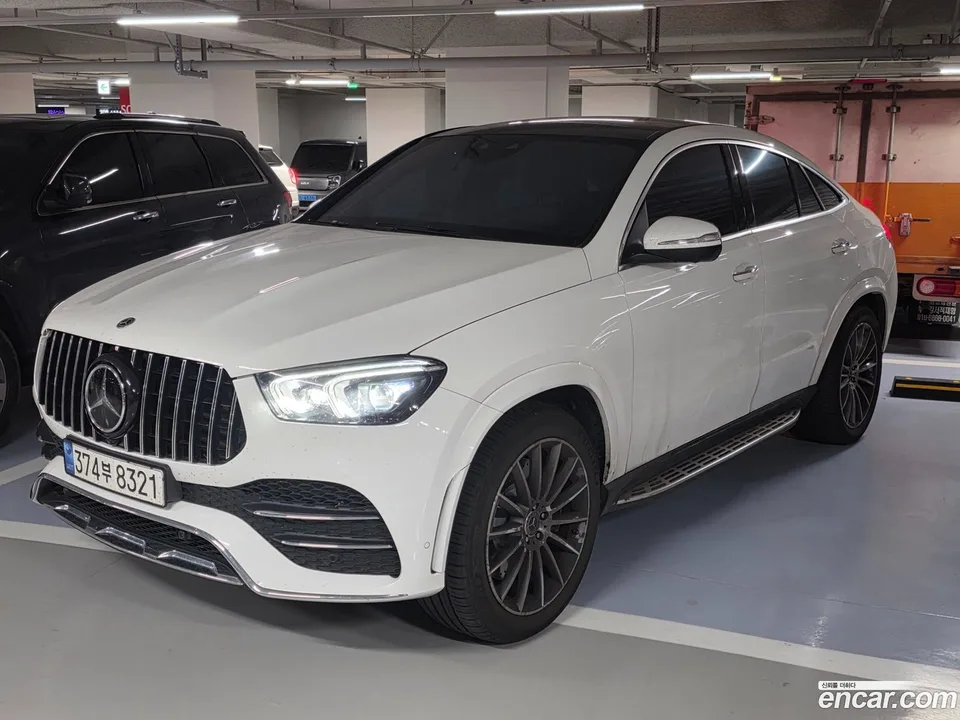 Mercedes-Benz GLE-Class GLE400d 4MATIC 2023 — photo 1, buy with delivery to Moscow