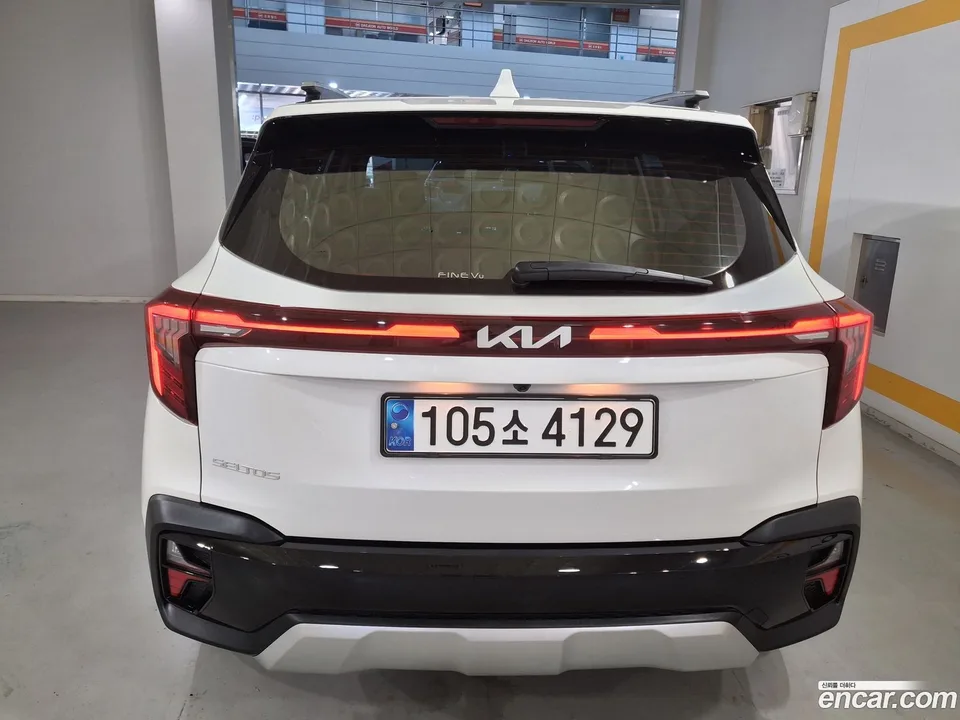 Kia Seltos 1.6 2WD 2023 — thumbnail 2