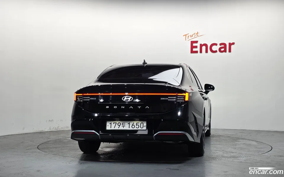 Hyundai Sonata The Edge 2.0 2023 — thumbnail 4