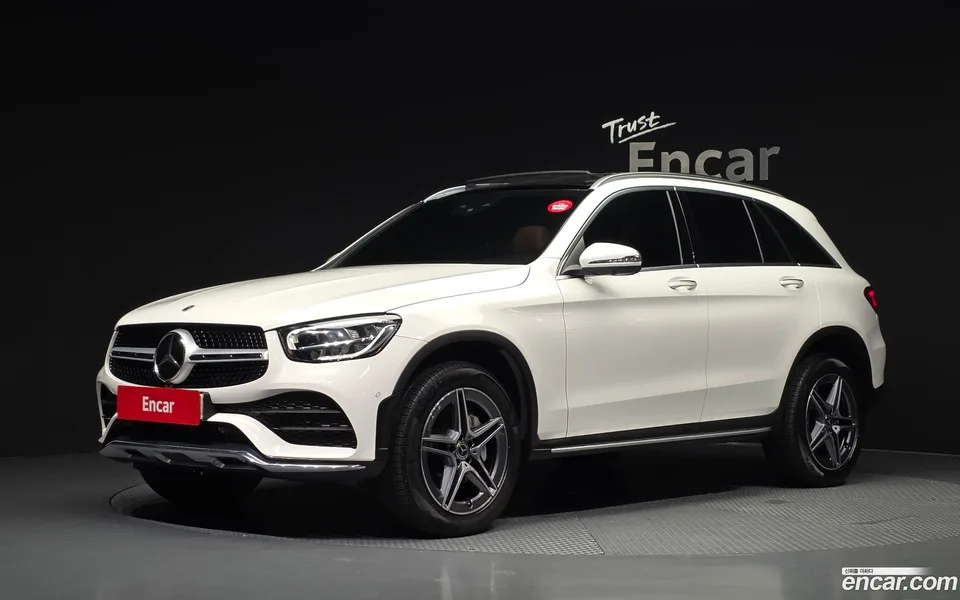 Mercedes-Benz GLC-Class GLC300e 4MATIC 2022 — photo 1, buy with delivery to Moscow
