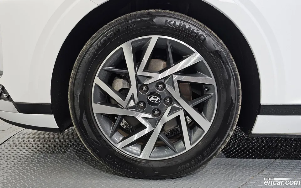 Hyundai Grandeur 2.5 2WD 2023 — thumbnail 2
