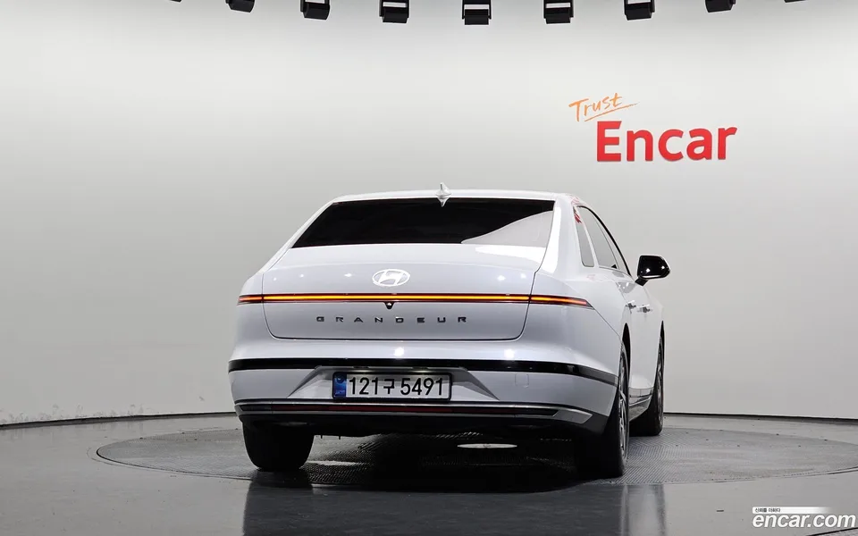 Hyundai Grandeur 2.5 2WD 2023 — thumbnail 4
