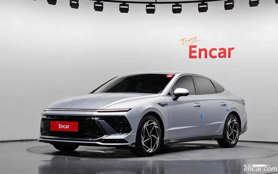 Hyundai Sonata The Edge Hybrid 2025 — photo 1, buy with delivery to Moscow