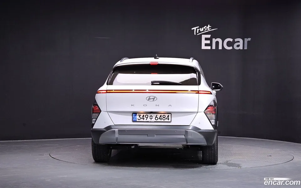 Hyundai Kona Hybrid 2023 — thumbnail 4