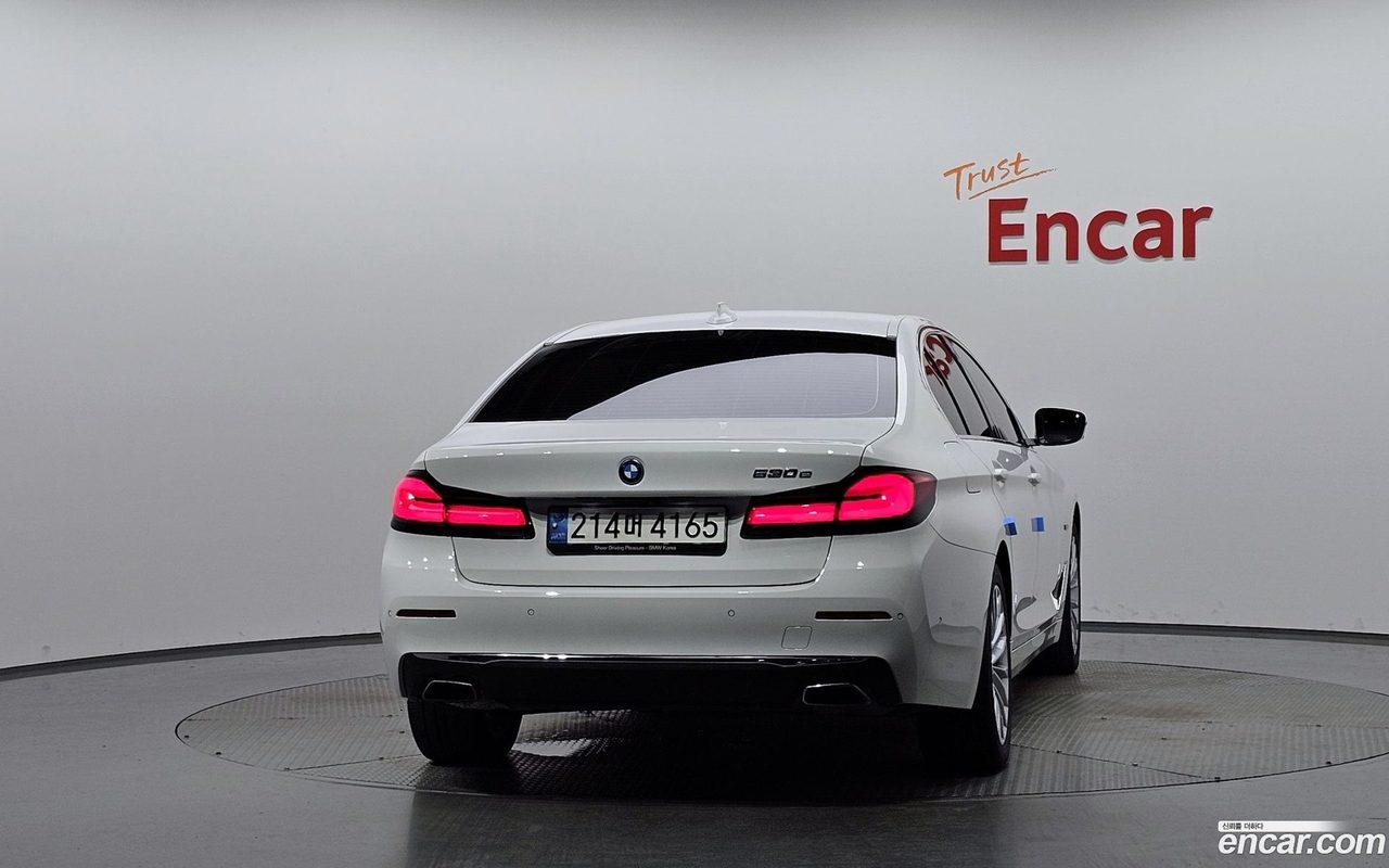 BMW 5 Series 2022 — 4