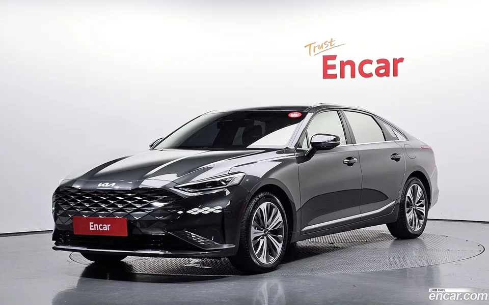 Kia K8 Hybrid 2023 — photo 1, buy with delivery to Moscow