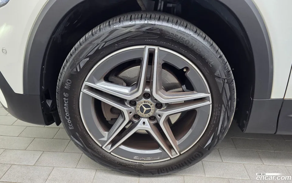 Mercedes-Benz GLB-Class GLB250 4MATIC 2022 — thumbnail 5